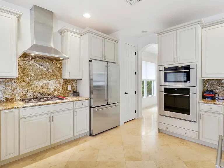 236 Carina Dr — Photo 20