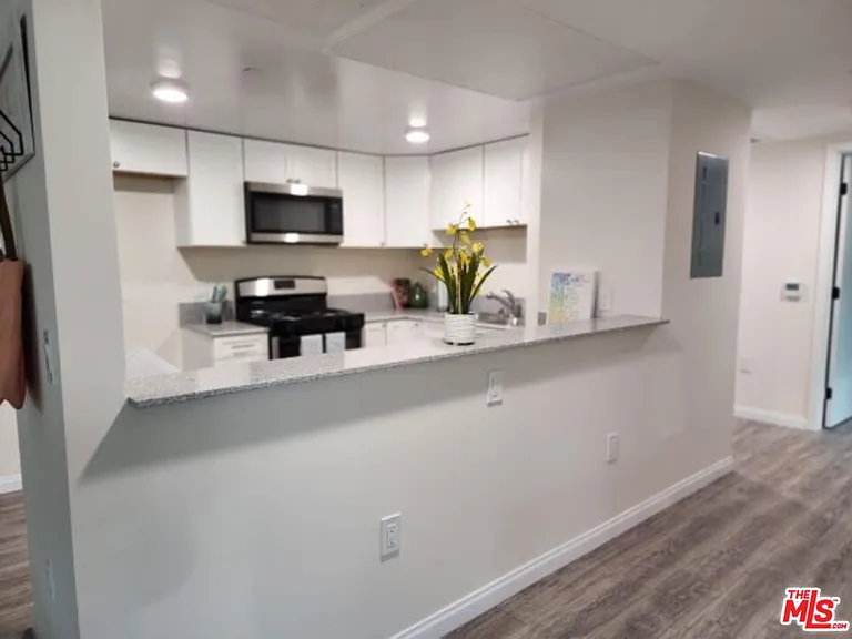 767 N Avenue 50 #202 — Photo 6