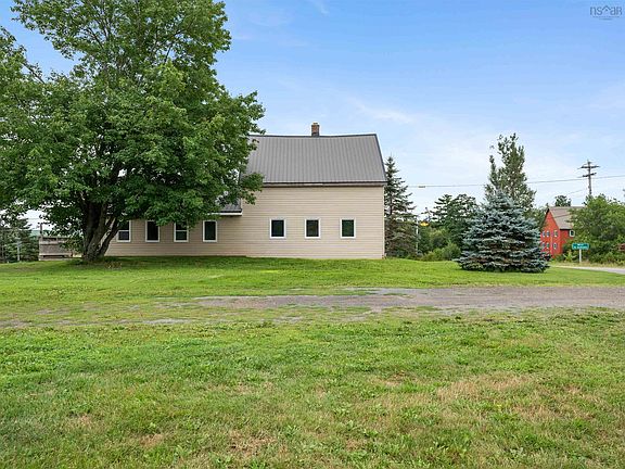 3rd image of 2526 Alton Rd