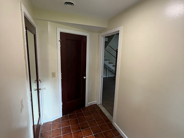 196 Linwood Ave #CH — Photo 3