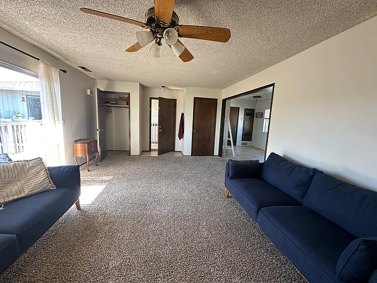 1506 Broadway #C — Photo 3