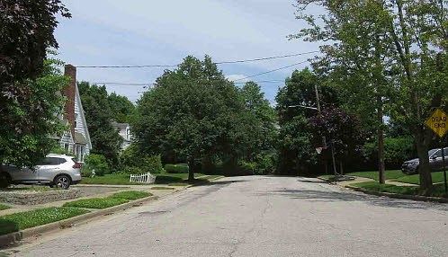 2nd image of 22 Meade St