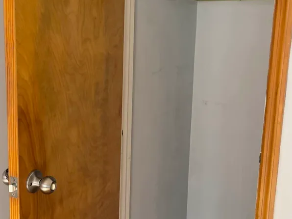 18 Mott Street image 7 of 11