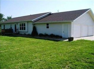 5420 SE Stubbs Rd, Tecumseh, KS 66542