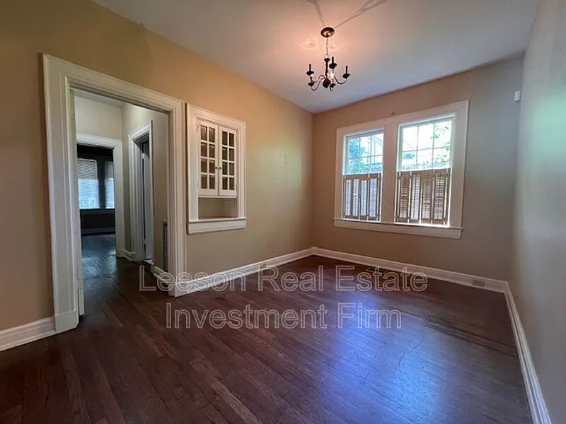 1 bed, 1.0 bath, 1200 sqft, $1,100 — Photo 3