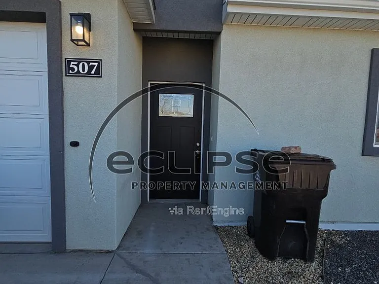 507 Crestone Ave — Photo 9