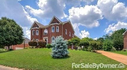 2nd image of 353 Lakemont Cir