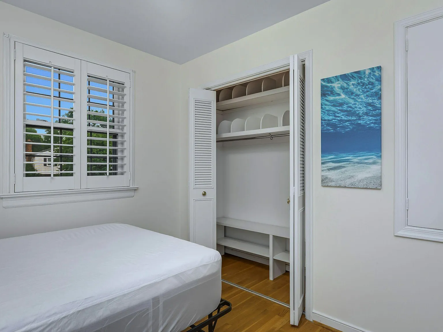 4 bed, 2.5 bath, 1706 sqft, $1,027 — Photo 3