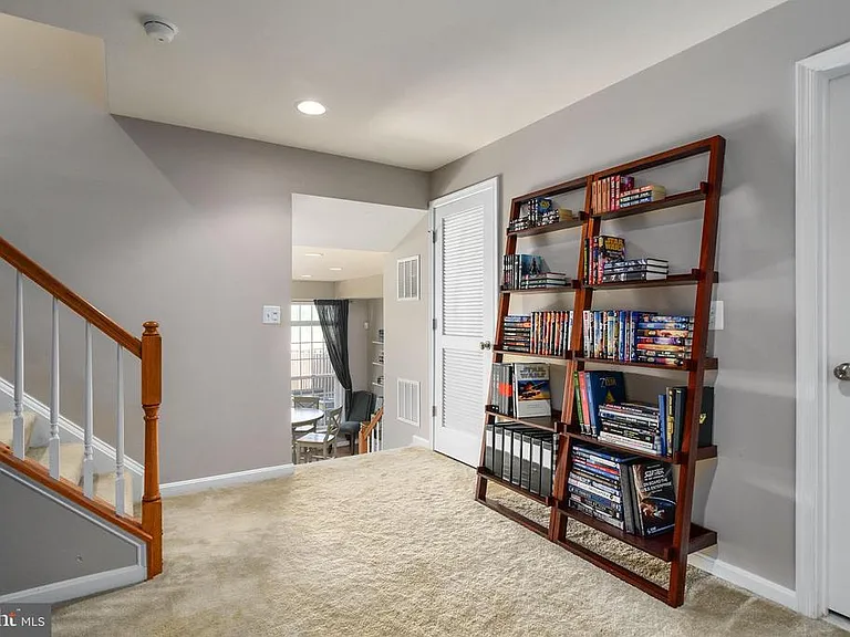 2372 Battery Hill Cir — Photo 28
