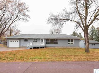 212 Columbia St, Cleveland, MN 56017