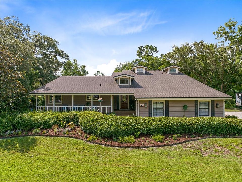 1st image of 207 Michael Dr