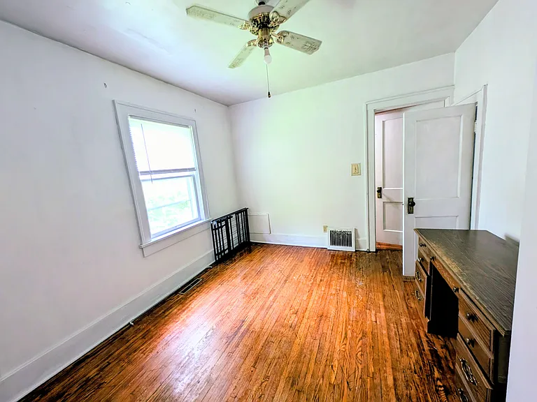 821 S McCann Ave — Photo 9