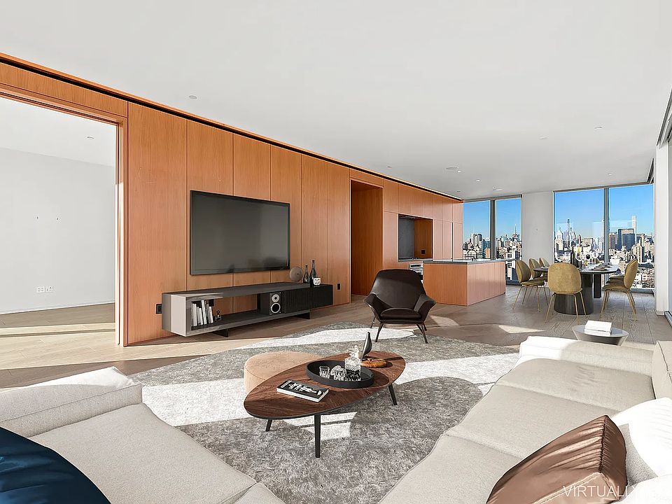 1st image of 215 Chrystie St #28E
