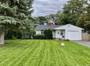 136 Clearview Rd, Syracuse, NY 13214