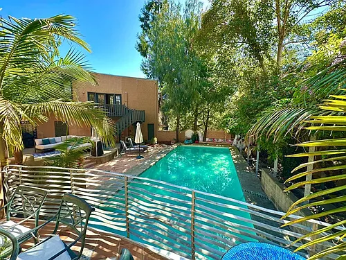 987 Sunnyhills Rd Photo 1
