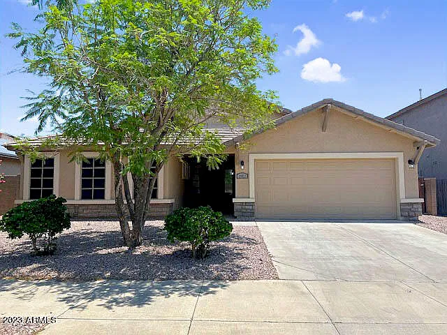 1953 S 174th Ln