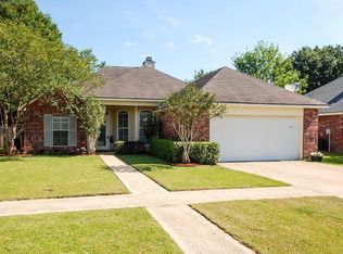 216 Manning Dr, Lafayette, LA 70508