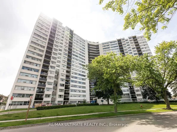 530 Lolita Gdns #1007, Mississauga, ON L5A 3T2