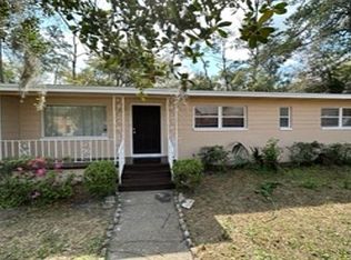 2946 Capper Rd, Jacksonville, FL 32218