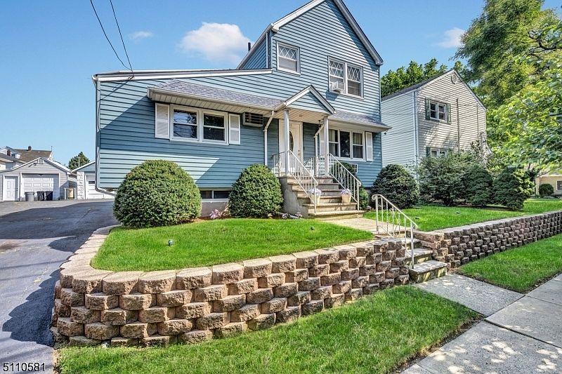 135 S Main St, Lodi, NJ 07644 Zillow