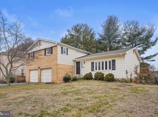 1705 Crestview Dr, Rockville, MD 20854