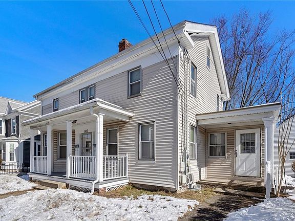 3rd image of 805 Providence St