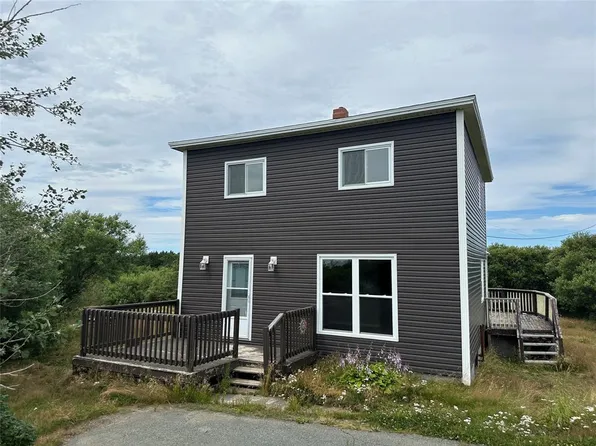 94 Memorial Street, Bell Island, NL A0A4H0