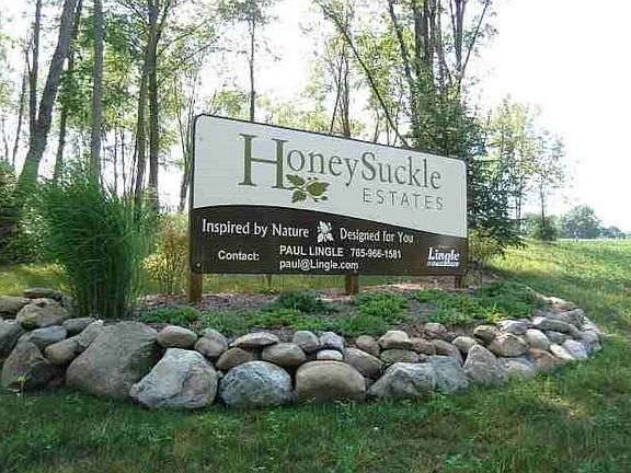 5th image of 2790 Honeysuckle Ln