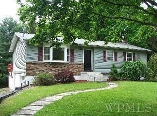 11 Willard Ct, Poughquag, NY 12570