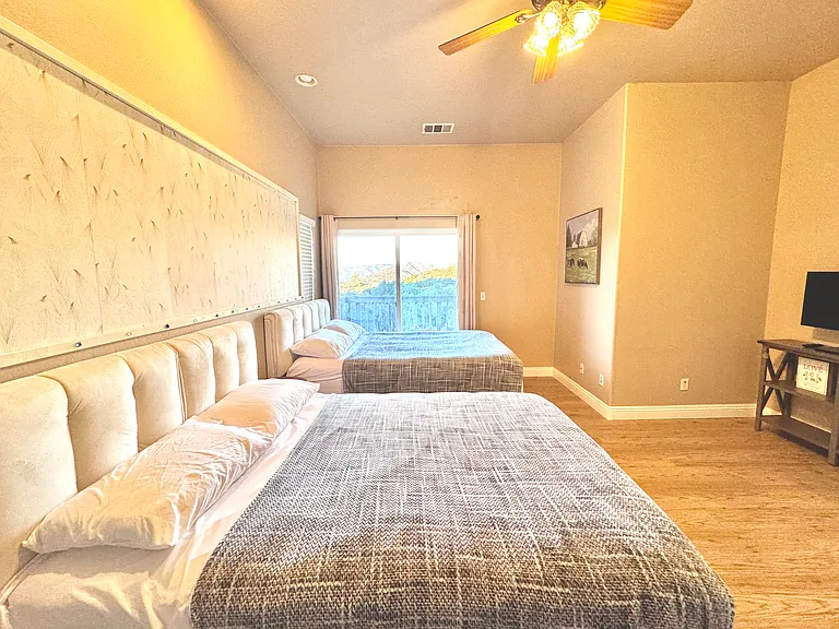 3916 Beaver Hollow Rd #B — Photo 2