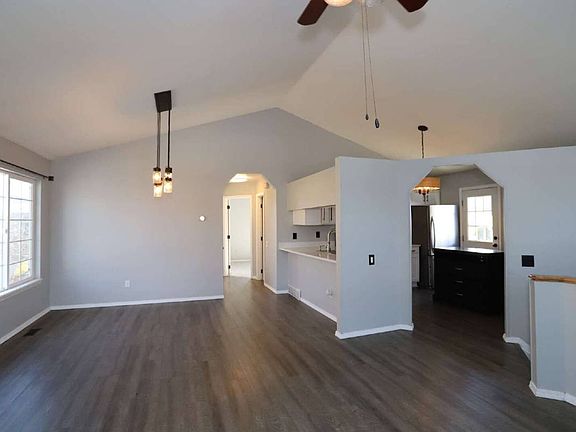 3rd image of 7356 Liberty Bell Dr