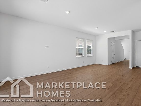 3rd image of 2650 Marlette Ave