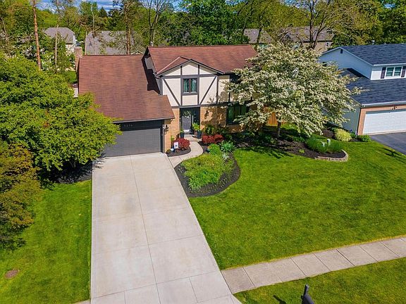 3rd image of 5216 Brynwood Dr