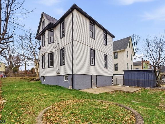 3rd image of 21 Overpeck Ave