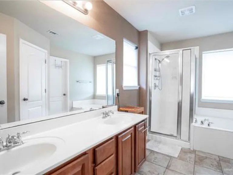 3404 San Sebastian St — Photo 18