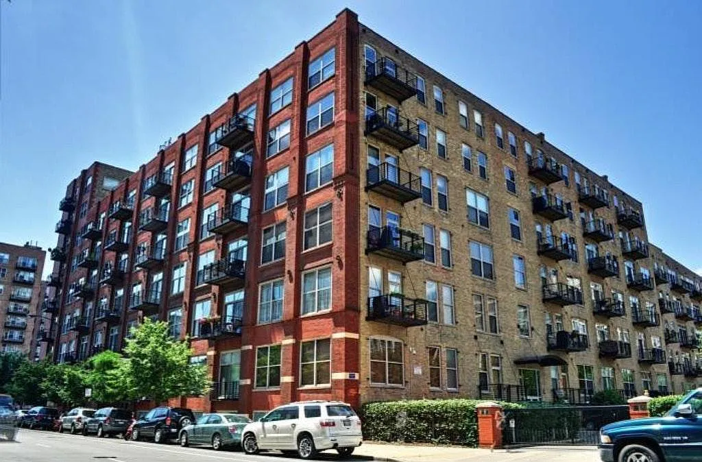 420 S Clinton St APT 101-A photo 1