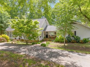 204 Garner Rd, Pickens, SC 29671