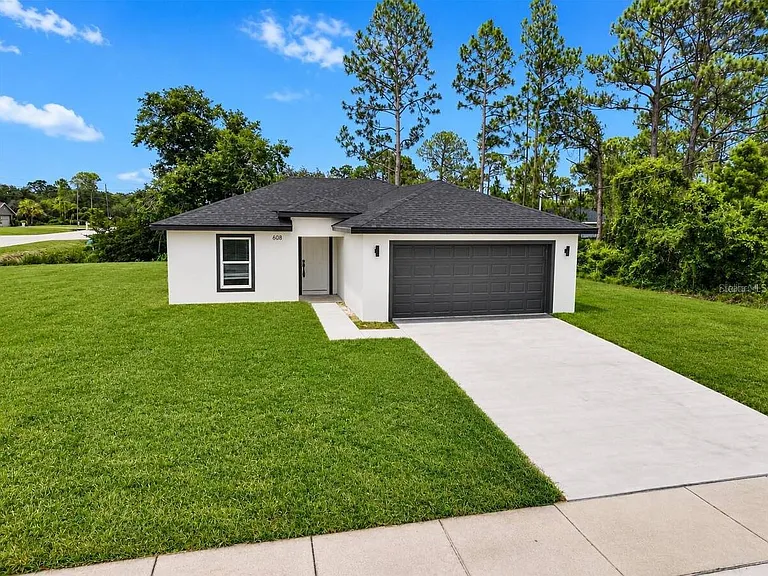 608 Cougar Blvd — Photo 2