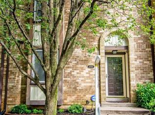 8754 Ridge Hollow Ct, Springfield, VA 22152