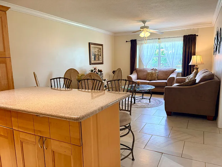 1560 McKinley St #115W — Photo 8