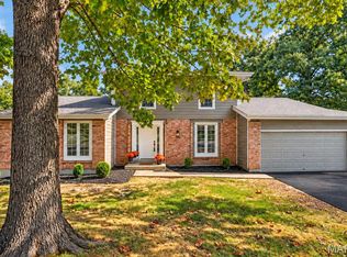 1674 Old Baxter Rd, Chesterfield, MO 63017