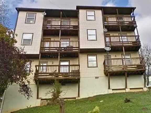 2nd image of 500 Grant Ave #1