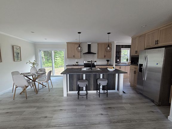 2nd image of 4 Quartz Way
