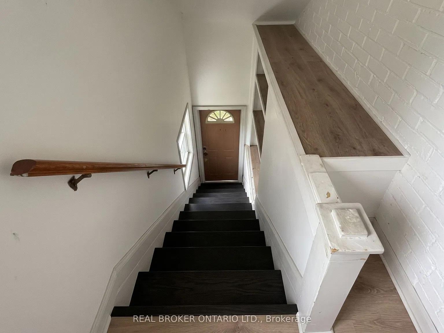 2 bed, $2,050 — Photo 2
