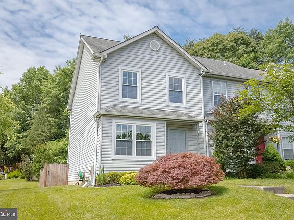 3rd image of 4310 Gilmer Ct