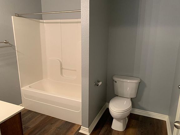 4th image of 2478 E Kantz Ln N