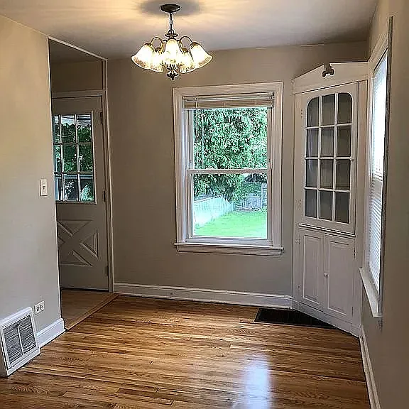 621 Waukegan Rd — Photo 5