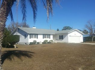 750 E Country Club Dr, Williston, FL 32696