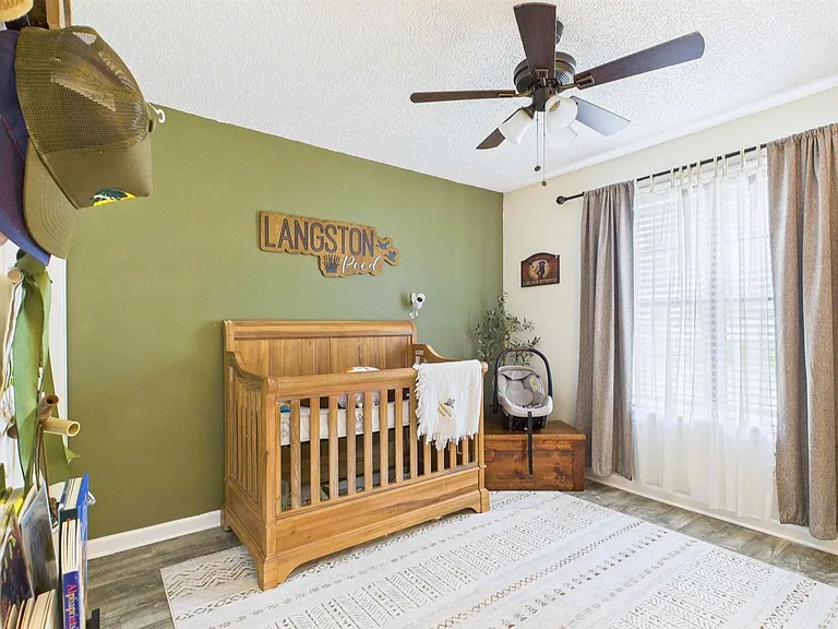 3978 Breezee Ct — Photo 11