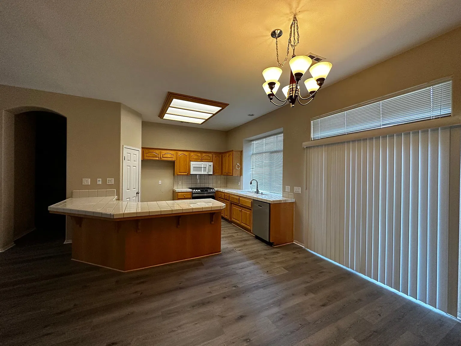 10608 Delusion Dr — Photo 4